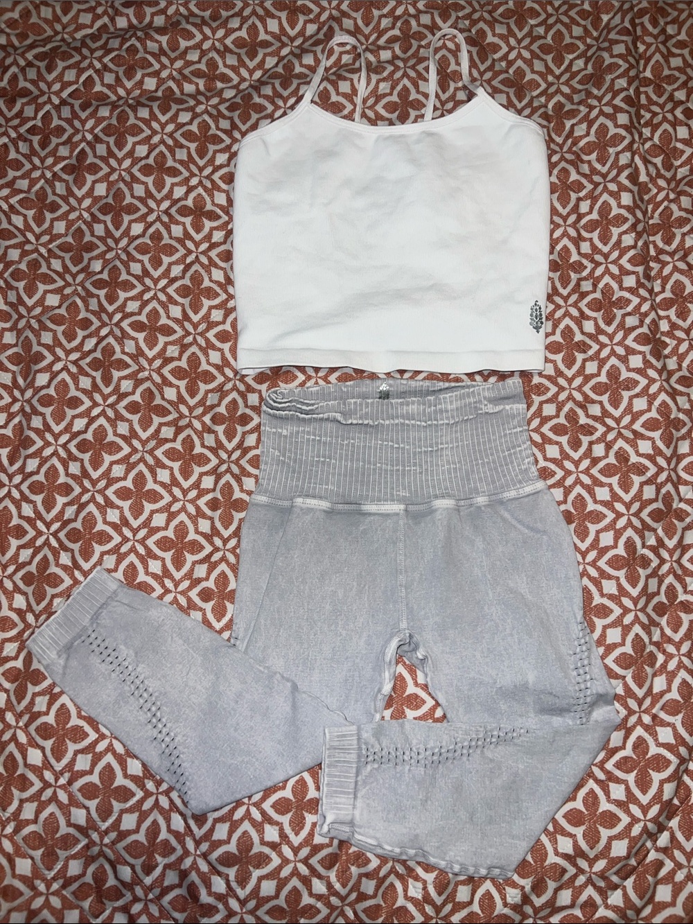 Free people movement 2 pc set